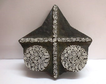 Vintage Indian wooden hand carved textile printing fabric block / stamp design pattern