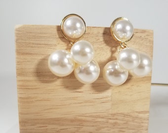 Gold Pearl Earrings, Pearl Studs, Bridesmaid Earrings, Wedding Earrings, Pearl Drop Earrings, Pearl Dangling Earrings, Gift for Her