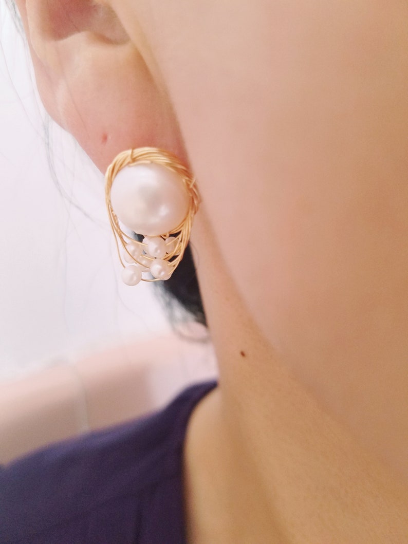 Freshwater pearl earrings pearl gold studs,wire earrings,minimal jewelry,bridesmaid earrings,modern jewelry,wedding earring,custom gift box