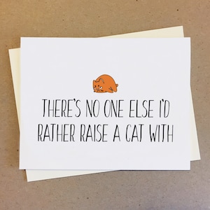 Carta di anniversario divertente. Biglietto per l'anniversario del gatto. Biglietto di anniversario divertente per la moglie. Carta di anniversario divertente per il marito. Proprietari di gatti.