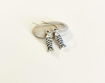 Rustic Dainty Fish Earrings, Sea Life Earrings, Antique Silver Plated Charm Earrings, #4599
