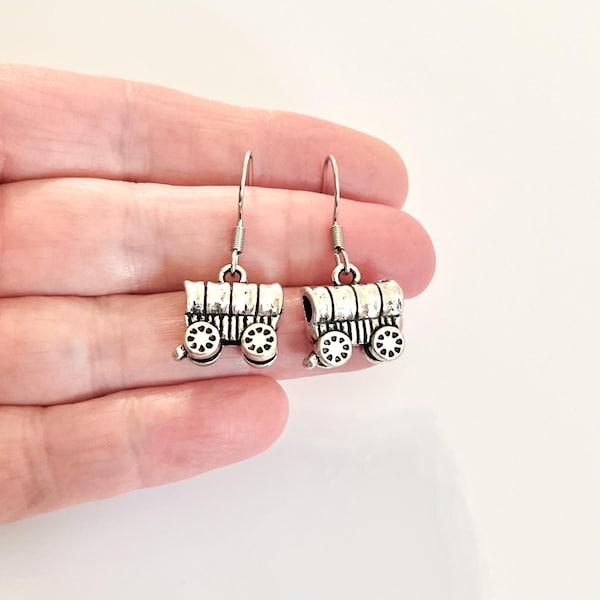 Covered Wagon Earrings, Travel Earrings, Prairie Old Fashioned Earrings, #4081