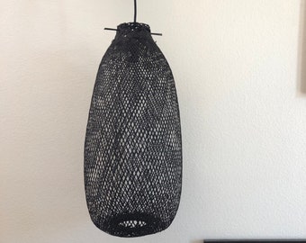 Hand woven black bamboo pendant lamp