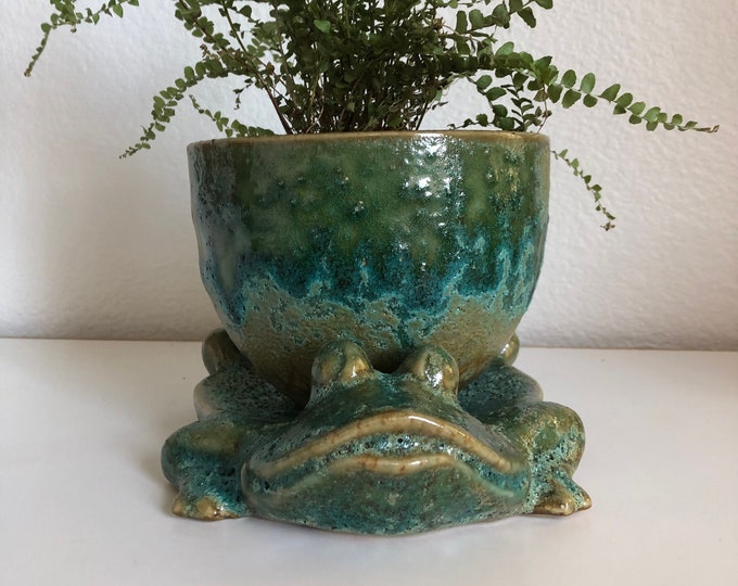 Reactive glaze green frog planter set of 2