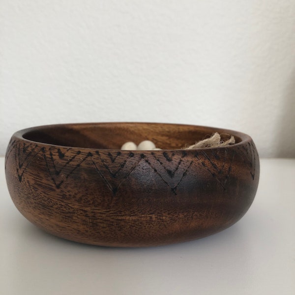 Acacia wood bowl with burned design 6 inches round by 2 inches in height