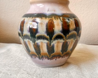 Vintage pink reactive glaze vase. 6" W x7"H