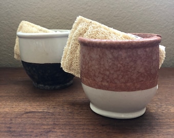 Ceramic two toned 4 inch reactive glaze sponge holder