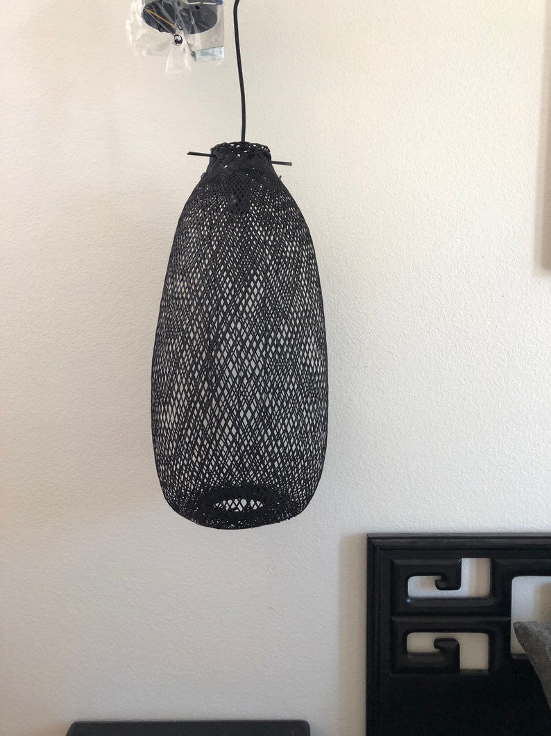 Hand woven black bamboo pendant lamp zdjęcie 1