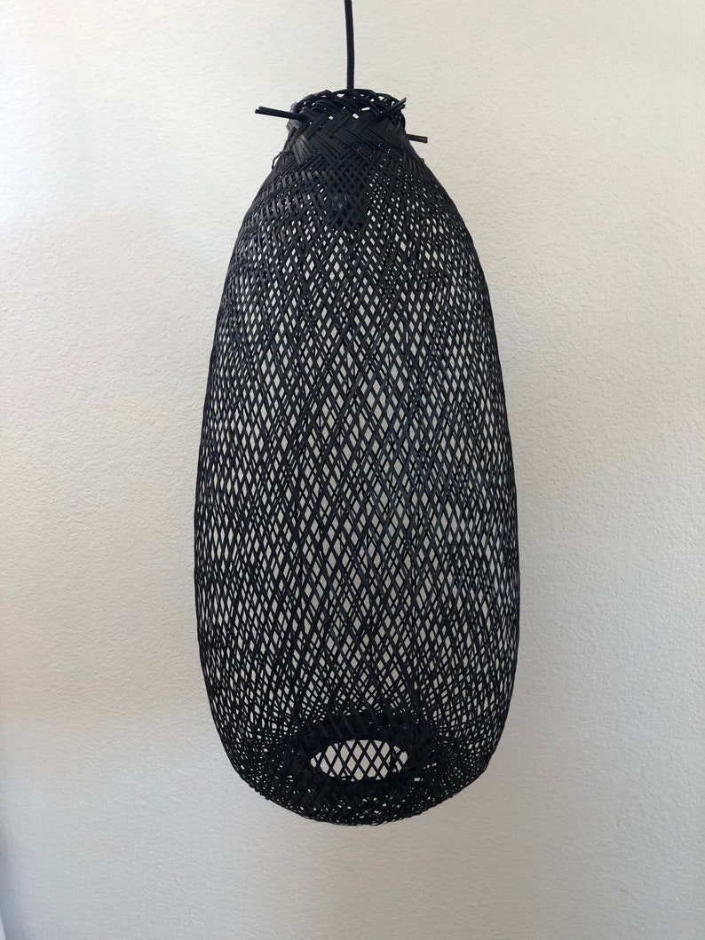 Hand woven black bamboo pendant lamp zdjęcie 4