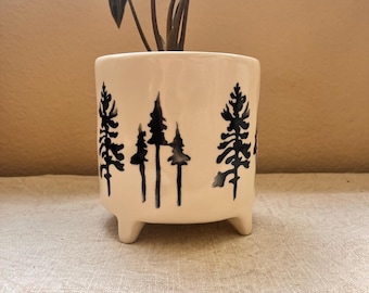 White pot with pine tree silhouette 5.25 x 5