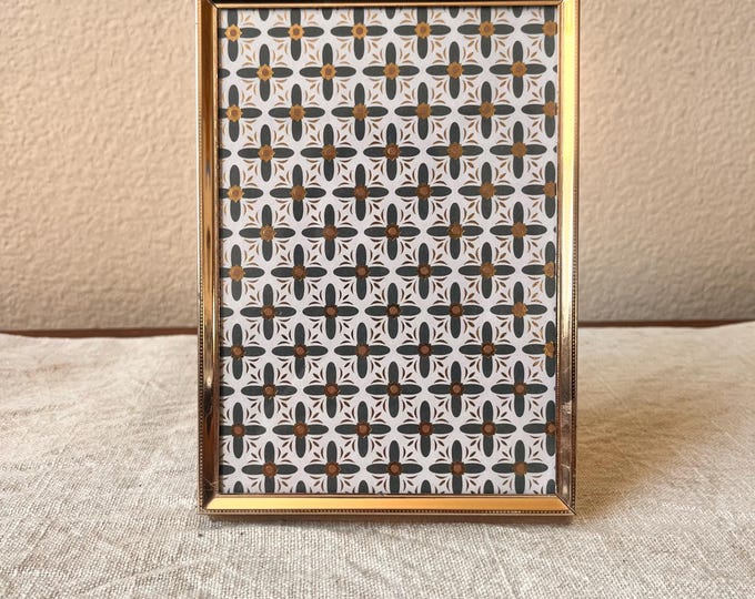 Vintage brass 5x7 frame