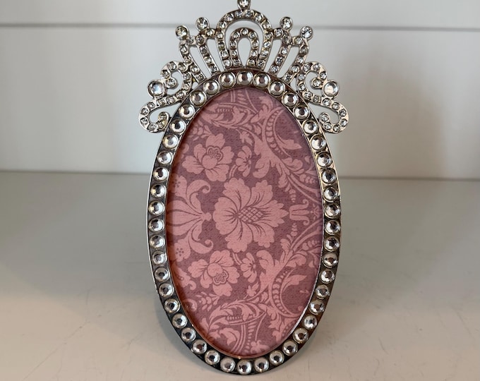 Oval victorian rhinestone frame 3"x 6" holds 2"x4" image