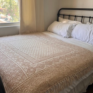 Ultra soft recycled, cotton slub throw blanket saffrons and cream pattern with fringe,   60&quot;L x50&quot; W