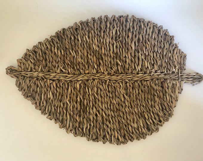 Leaf Shaped rattan placemat 20”x 14”