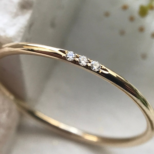 1mm Wedding Bands Women, Womens Wedding Band, Wedding Rings Women, Three Stone Ring, Diamond Wedding Band