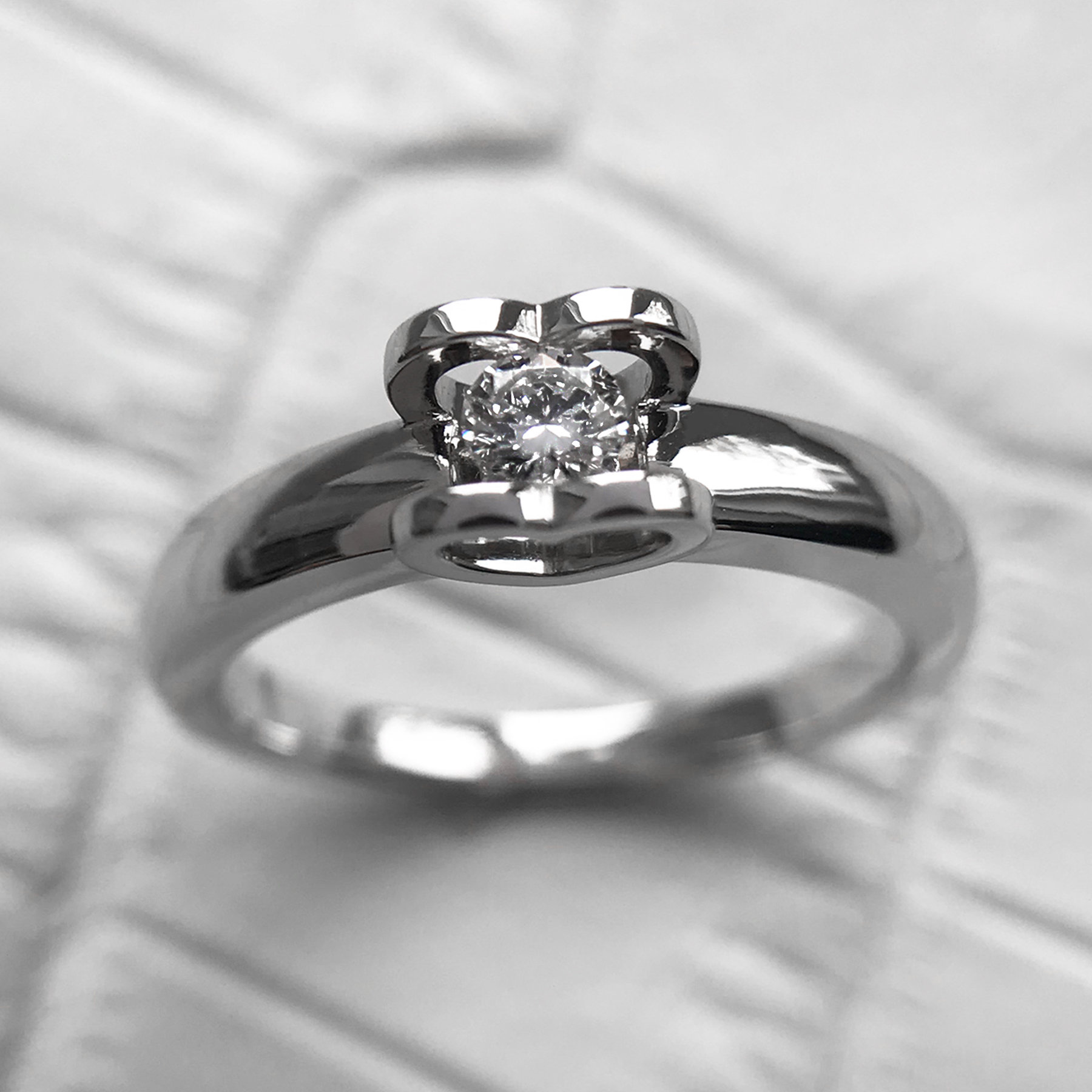 unique promise rings for her