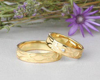 Rustic gold mens and womens wedding ring, Yellow gold diamond wedding band women and men, Western wedding ring set celtic