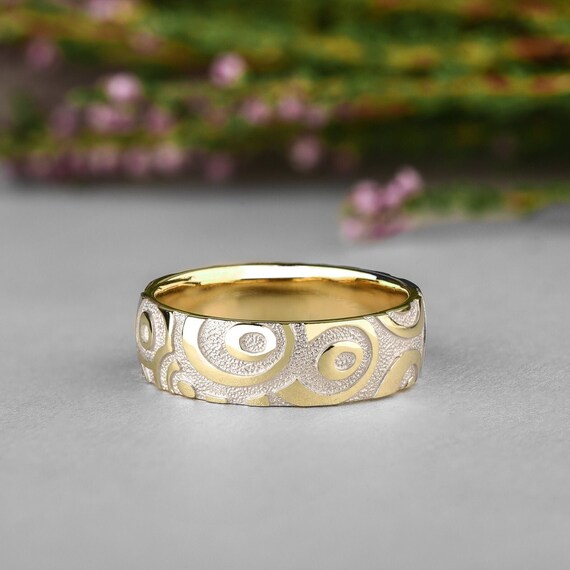 Vintage Style Two Tone Womens Wedding Band 14K Gold Ring With Rhodium Plating Yellow Gold Textured Wedding Band Anniversary Gift for Wife Etsy Australia