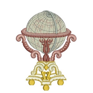 Puede incluir: Un globo decorativo con un mapa detallado en un soporte dorado y marrón con detalles ornamentados. El globo está sobre un fondo blanco.