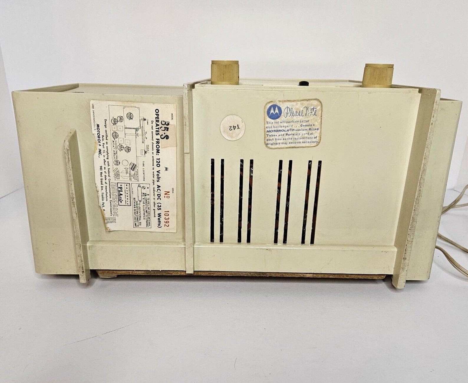 Vintage Motorola AM FM Tube Radio Tested Working Beige Almond Model B5 ...