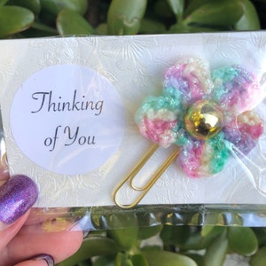 3er Pack - Thinking of You Lesezeichen - Pink, Zitrone, Minze, Flieder bunt - Blumenkarte - handgefertigtes, gehäkeltes Goldjuwel