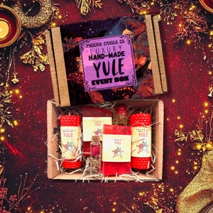 Magical Yule Event Box con candele da altare, sapone, kit per decorare le candele, olio per l'unzione e guide per la celebrazione