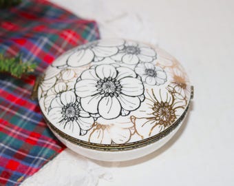 Anthropologie Brand Hinged Trinket Dresser Box White Ceramic Gold Black Floral 3.5" - Will Combine Shipping