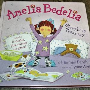 Tapa dura Amelia Bedelia Storybook Treasury 2013 Declarado Primera edición Educación en el hogar