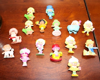 Vintage Strawberry Shortcake PVC Figures: 1980s Cake Toppers