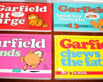 Vintage Garfield Comic Paperback - Jim Davis 1980s