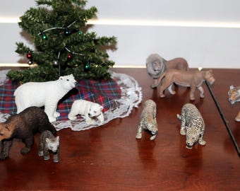 Vintage Schleich Animal Figures: Bear, Cat, Lion, Tiger Families