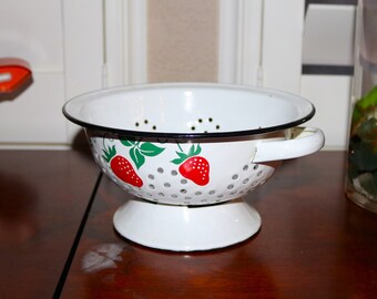 Vintage Enamelware Colander, White Strainer, made for Teleflora in China, Strawberry Design. Home and Living, Kitchen and Serving