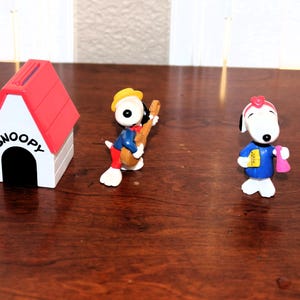 Choose Your Favorite Peanuts Snoopy PVC Figure - Will Combine Shipping