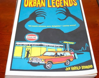 Encyclopedia of Urban Legends (Anglais) Broché – 17 novembre 2002 de livres illustrés