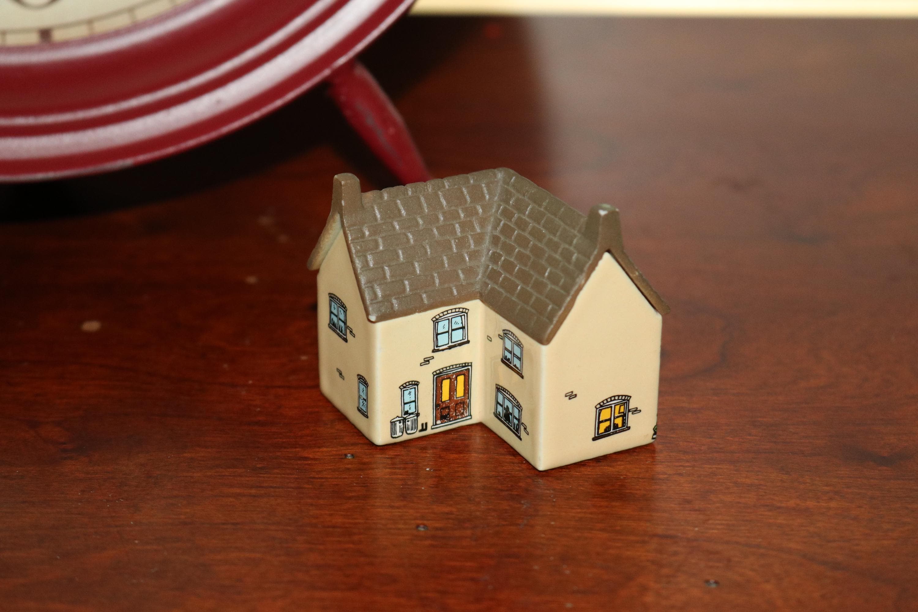 Miniature House! Wade Whimsey on Why Merry Weathers Farm 1982 