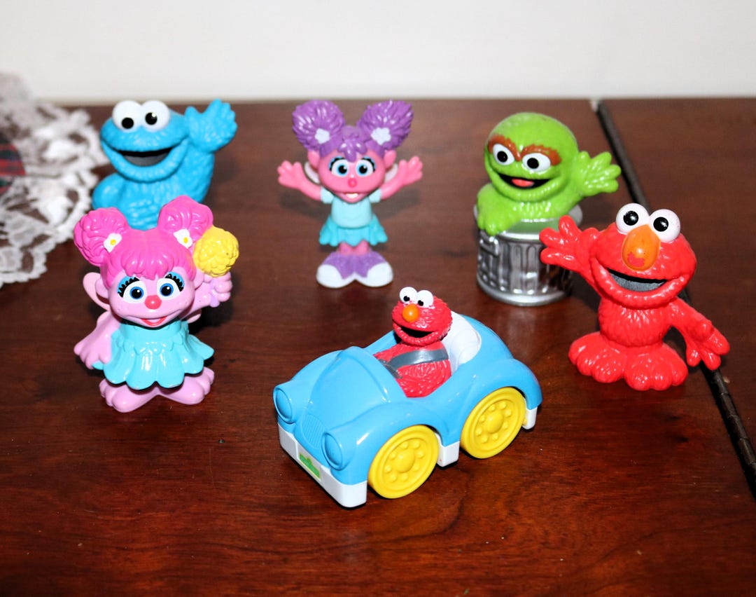 Sesame Street 1st Birthday Plastic Tablecover – 54" X 102" Party Decor - View #2
