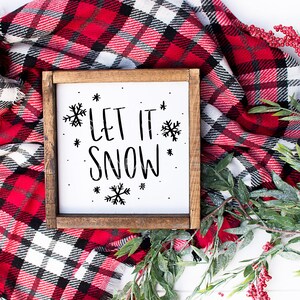 Let it Snow svg Merry Christmas SVG Christmas Shirt Cut File Christmas svg Winter svg snowflake svg Cutting File Christmas Sign christmas