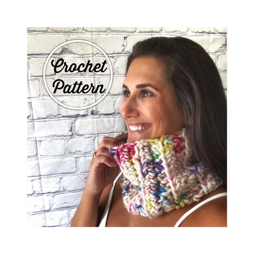 The DMK Cowl Crochet Pattern - Etsy