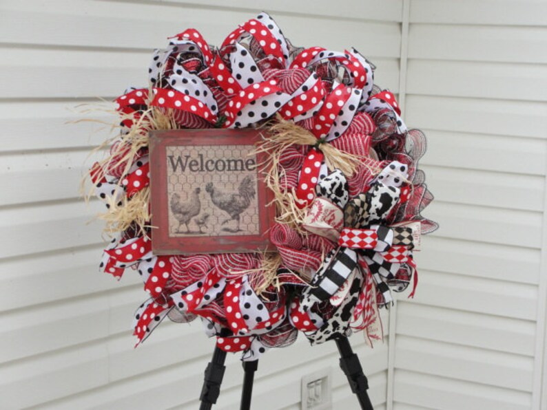 Chicken Welcome Sign Wreath