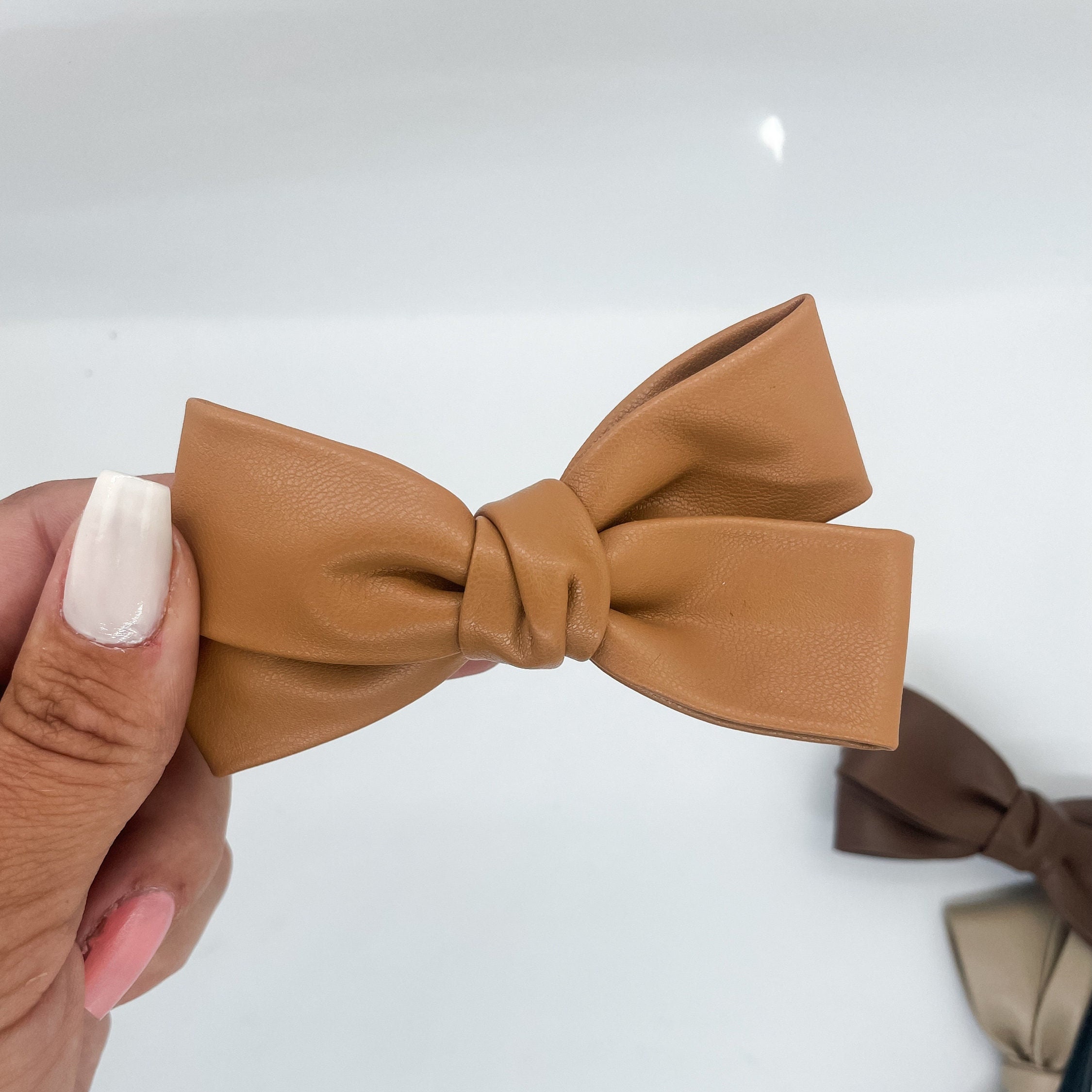 FENDI Ribbon Hair Hairpin Barrette Silk Women\'s Beige Refined and effortlessly feminine, this Fendi FXT114 ribbon  main image 4