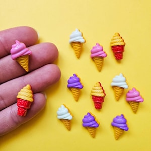 Pack 12x Ice Cream Buttons made of Plastic/ Ice Cream Embellishments/ Ice Cream Buttons for Scrapbooking/ Ice Cream Embellishments