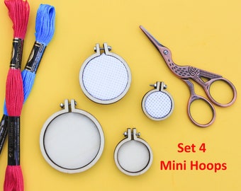 4x DIY Mini Cerceaux de broderie en bois, Cerceau pour point de croix, Petits cerceaux pour colliers, Mini Cerceaux Pendentifs, Mini Cerceau rond en bois, Petits cerceaux