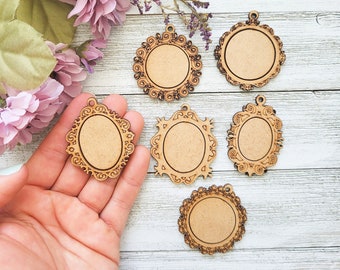 1x Small Embroidery Wooden Hoops (without backing) - Available in Oval and Round Shape