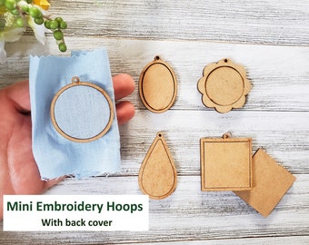 1x Mini Embroidery Hoops with Back Cover, Small Hoops, Small Hoops for Necklaces, Mini Hoops Pendants, Mini Round Wooden Hoop