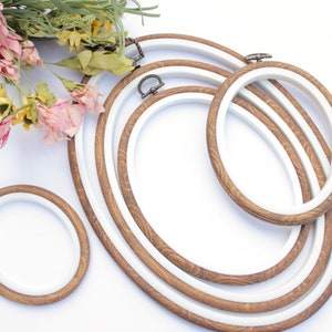 Oval Plastic Embroidery Hoop - Wooden Imitation Hoop, Cross Stitch Hoop, Flexi Hoop for Hand Embroidery, Cross Stitch Frame