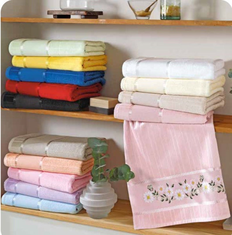 14ct Towel to Cross Stitch Bath Towel Hand Towel Fingertip/Washcloth Towel, Needlepoint Towel, AIDA Towel, Towel to Stitch image 1
