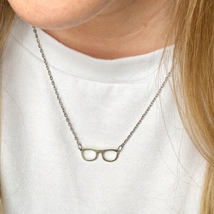 Hipster Glasses Necklace, Everyday Necklace Silver, Geek Jewelry, Funny Birthday Gifts for Best Friend, Mini Gifts Women, Last Minute Gift image 4