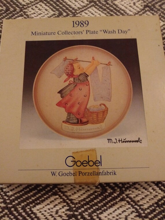 1989 Goebel Hummel Miniature Plate WASH DAY