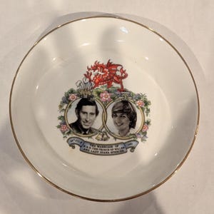 Prince Charles and Lady Diana Commemorative Wedding Plate Featuring Red Welsh Dragon Hammersly Bone China
