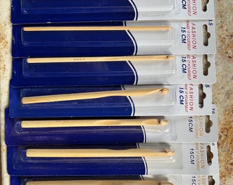 FINAL QUANTITY:  Set of Crochet Hooks - Wood - 15 sizes